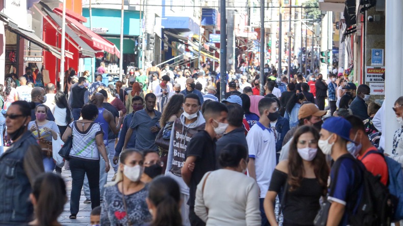 Campinas endurece restrições e comércio, restaurantes e serviços voltam a fechar às 19h